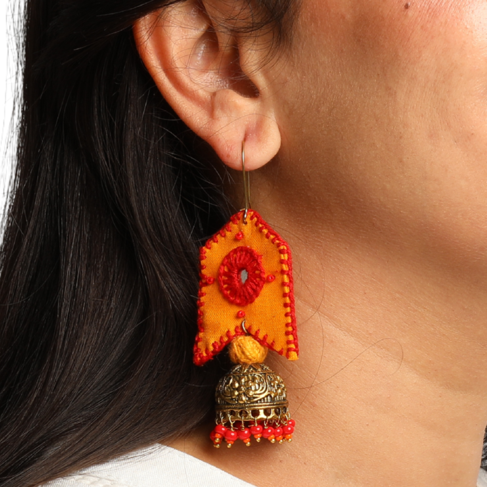 Sunehre Teer Earrings