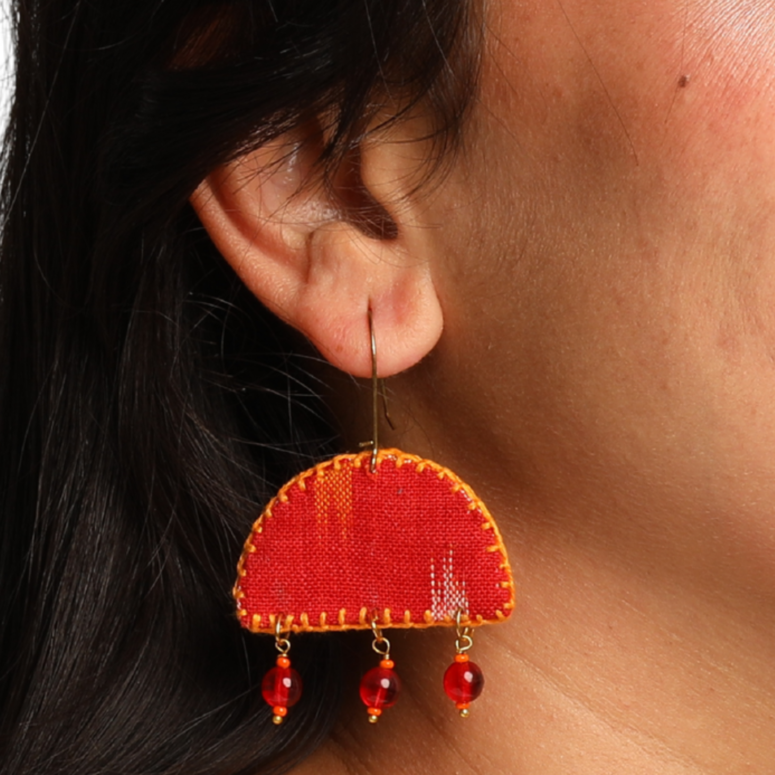 Laal Ardhachandra Earrings