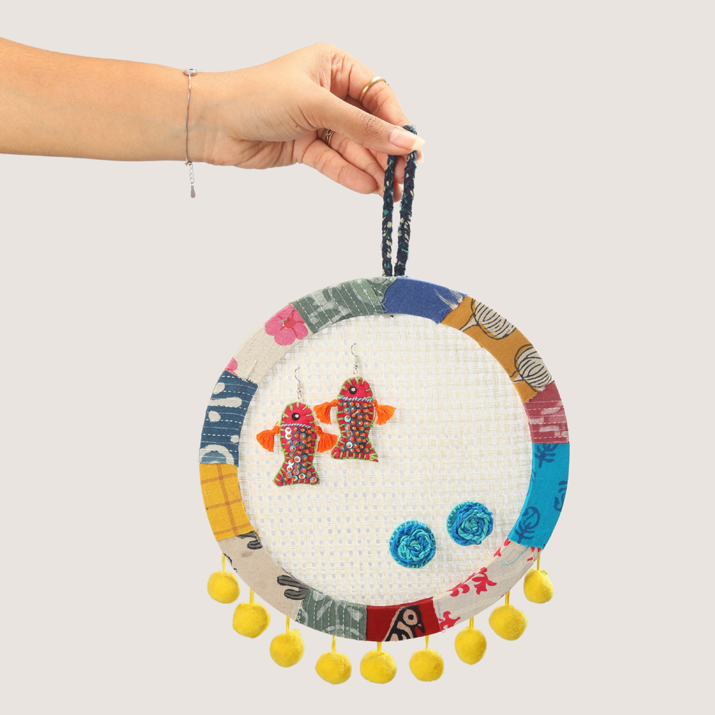 Round Earring Holder