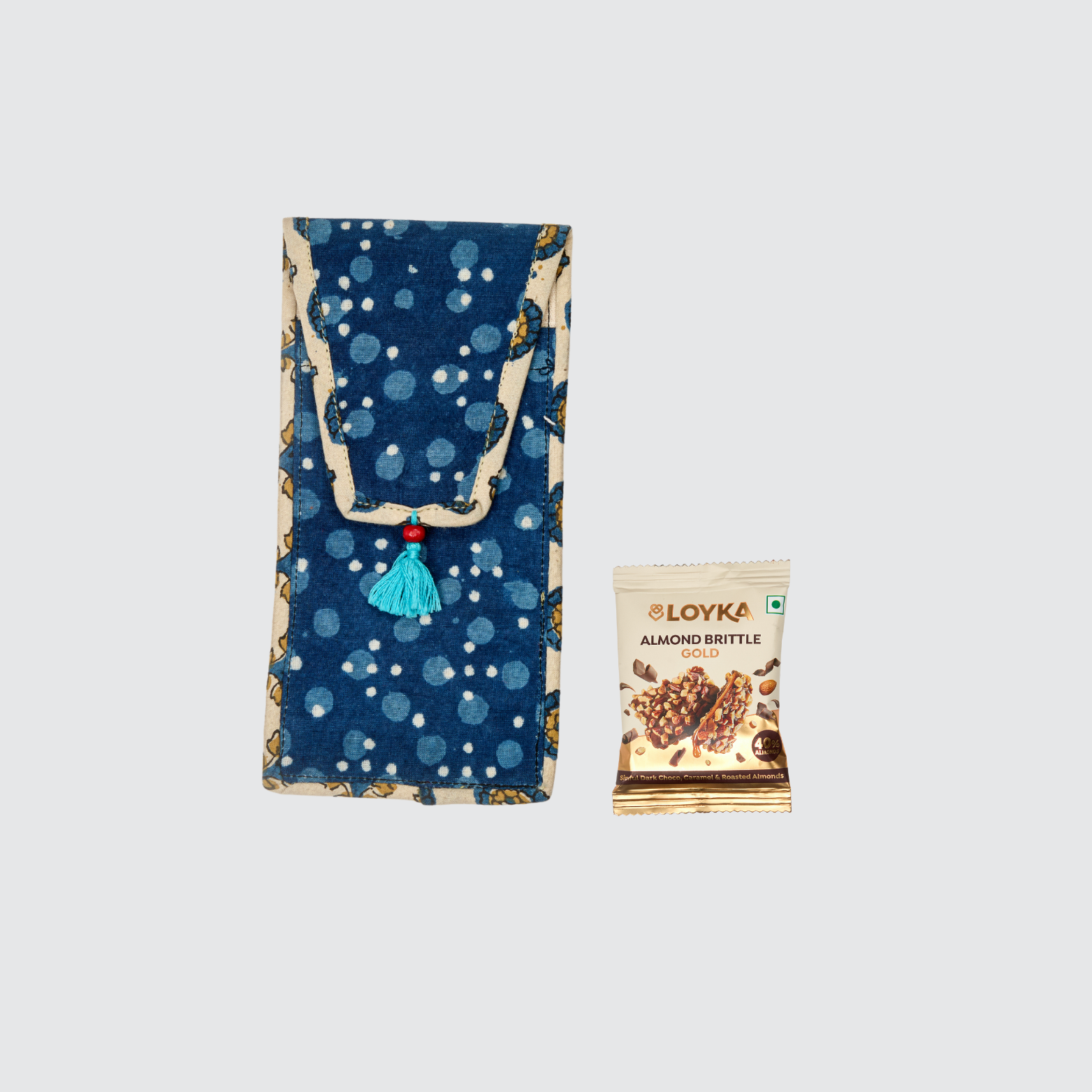 Nilambari Saugaat Gift Box