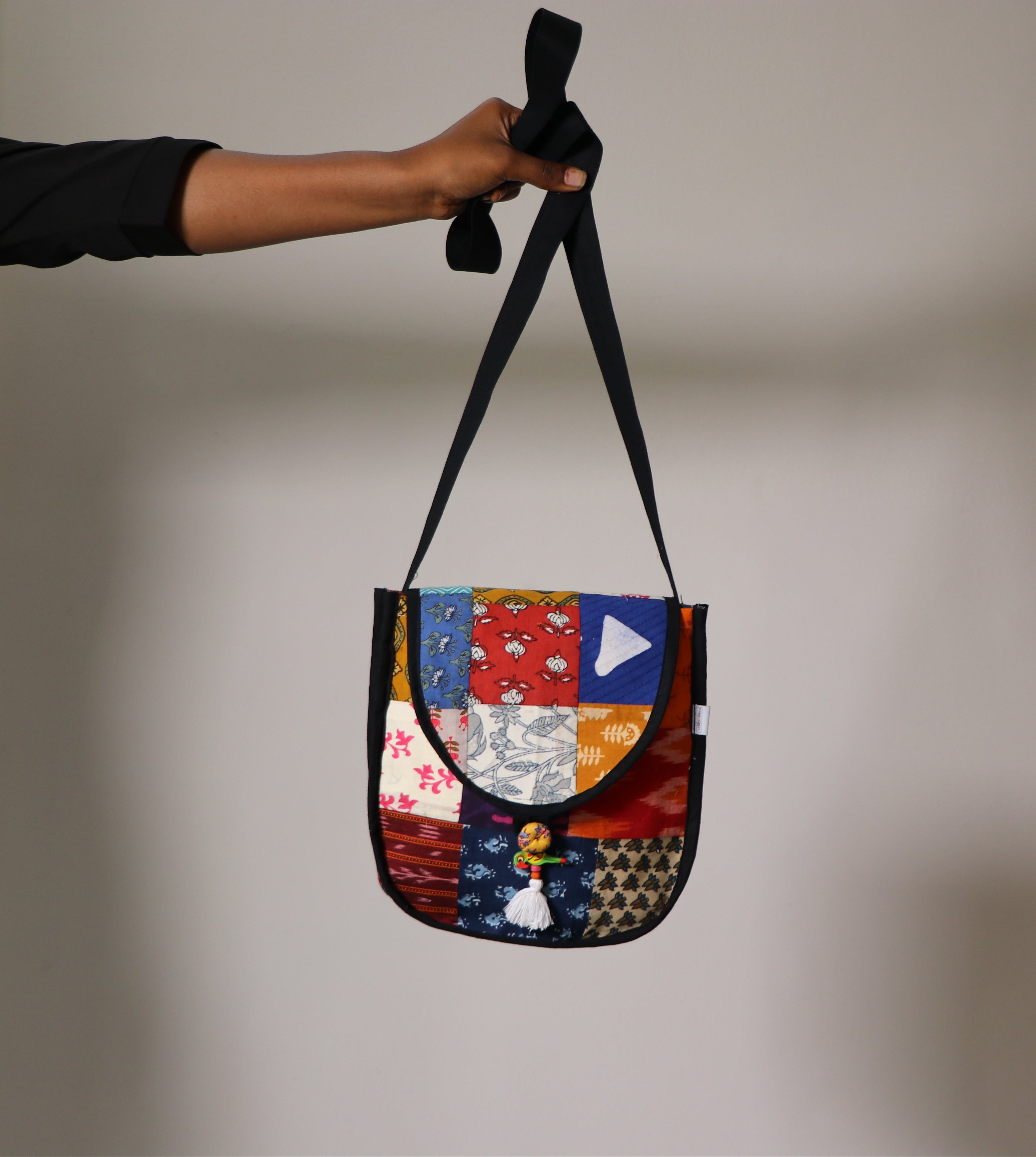 Tana Manjiri Sling Bag