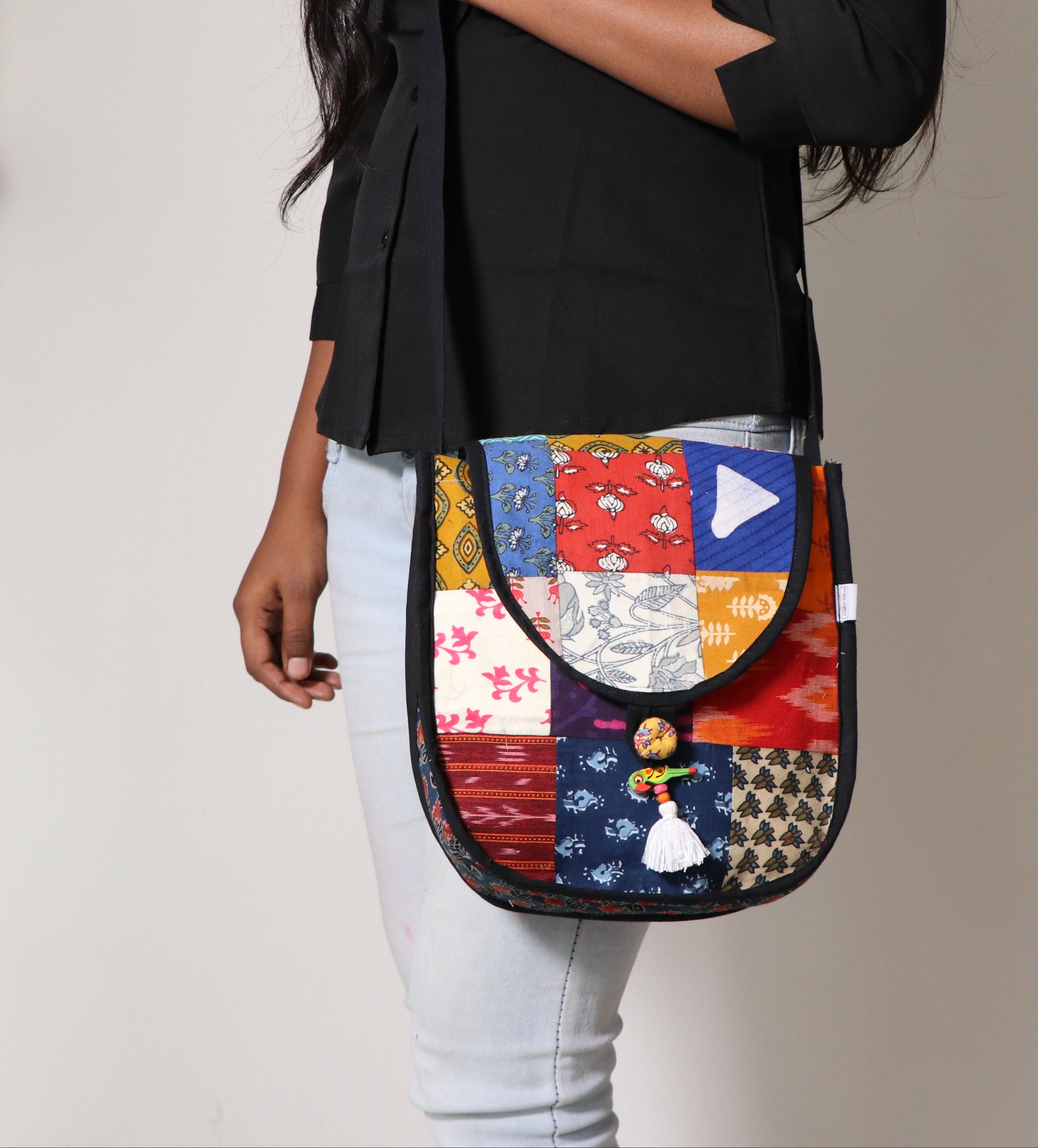 Tana Manjiri Sling Bag