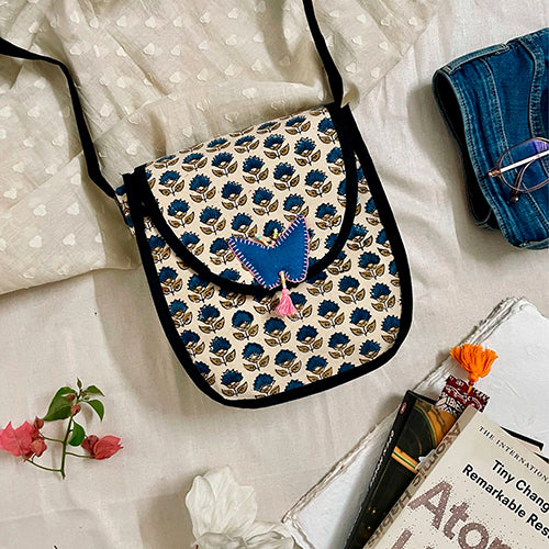 Ajarakh Phool Pakharu Sling Bag
